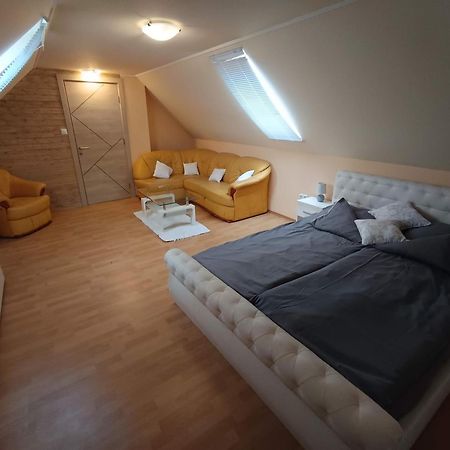 Nikolux Apartman Hajdúszoboszló Exteriér fotografie