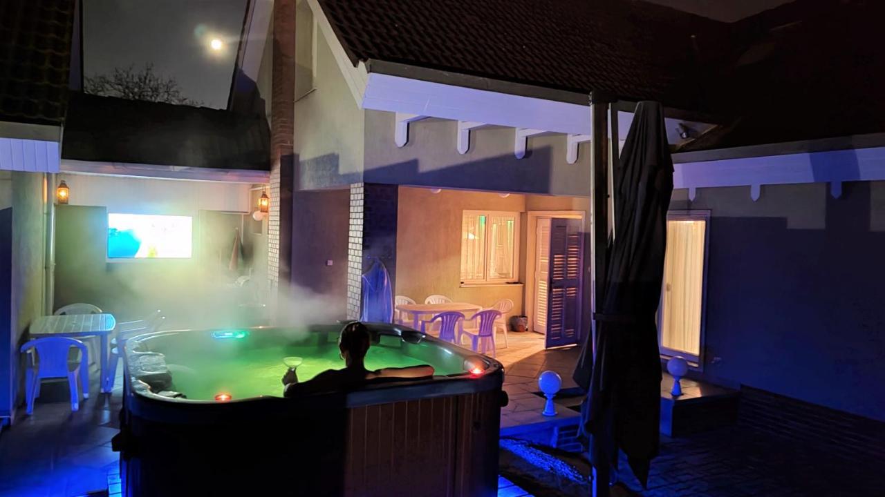 Nikolux Apartman Hajdúszoboszló Exteriér fotografie