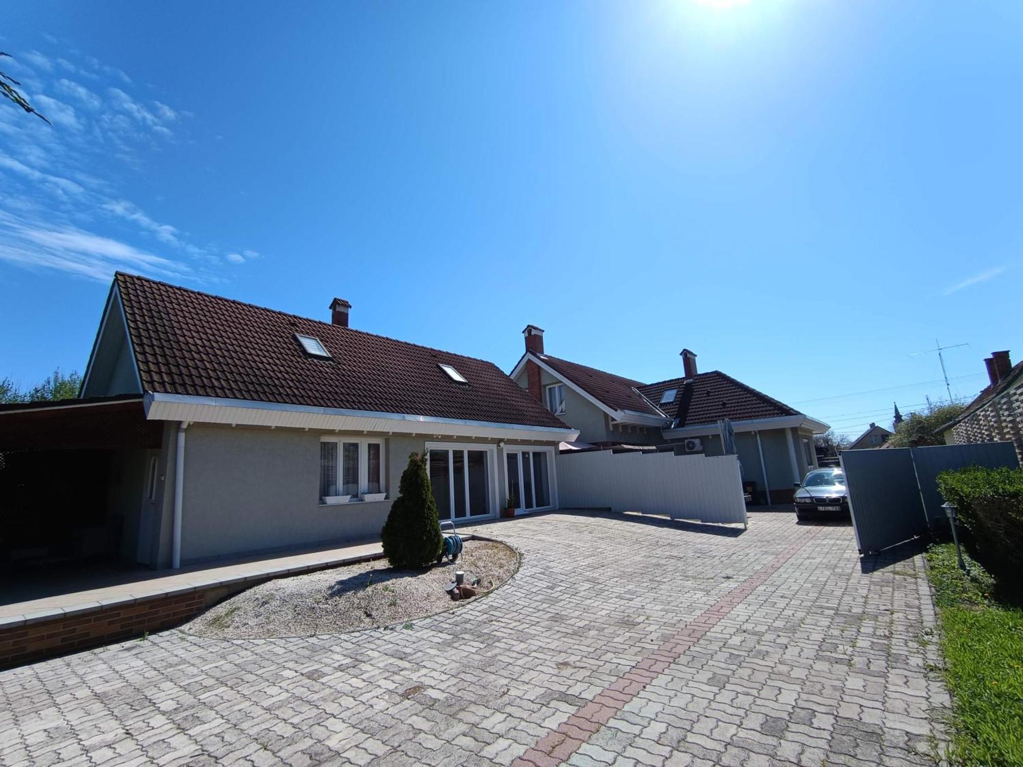 Nikolux Apartman Hajdúszoboszló Exteriér fotografie